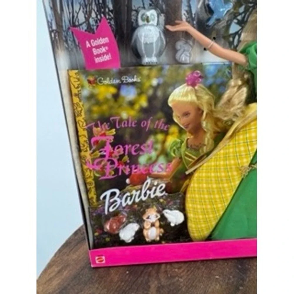 Vintage NEW Mattel Tale of the Forest Princess Barbie Doll Gift Set Cottage